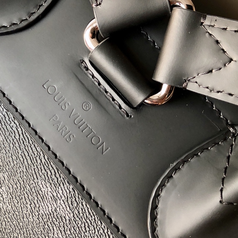 Louis Vuitton LV Steamer 双肩包 M44052