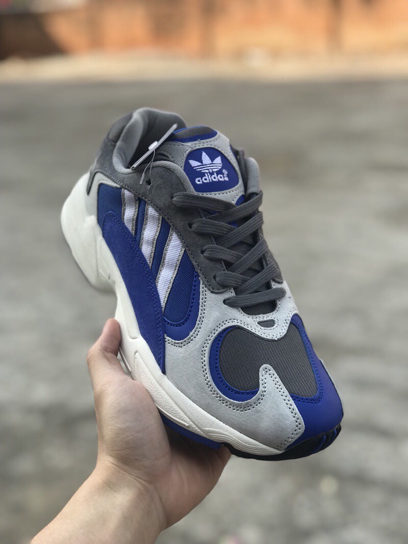 140真标 侃爷怀旧复古风adidas Originals 三叶草 YUNG-1 简版YEEZY700老爹鞋