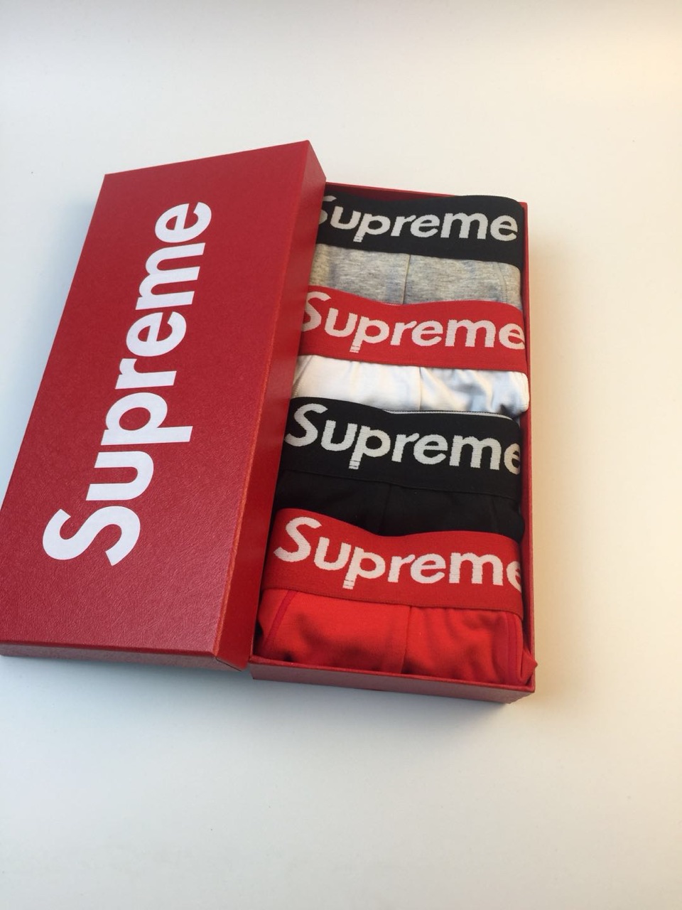 suPreme史上最火的一款纯棉面料超赞一盒3/四条装ＭXXL男士抗菌三角裤纯色纯棉内裤出新啦纯棉面料面