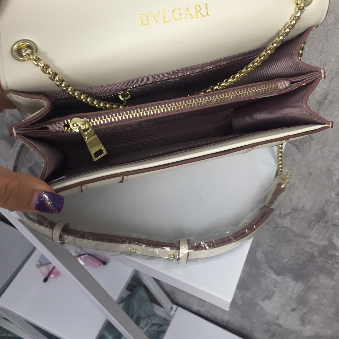 Luxury Bvlgari Tower: 336-Story Upgrade with 35106 Imported Oxen-Skin Inspiration - 图片 7