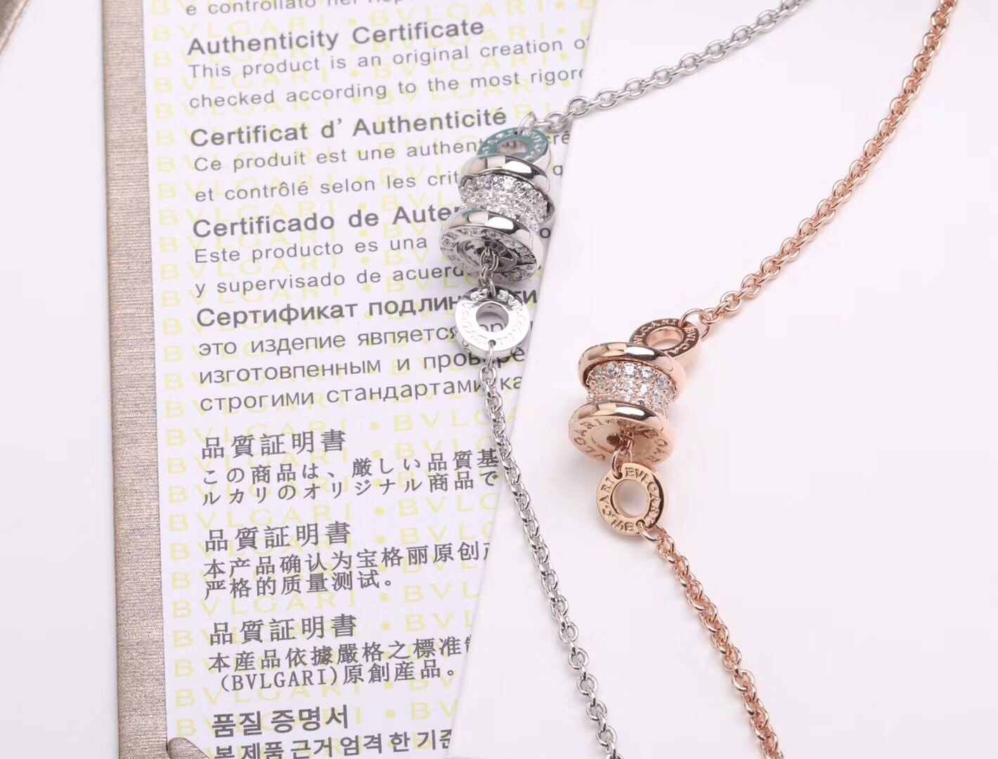 Bvlgari 纯银925#宝格丽#小蛮腰手链，S925通体纯银，高端版本，搭配专用龙牙扣 没对比就没伤害 ，分白金玫瑰金两色