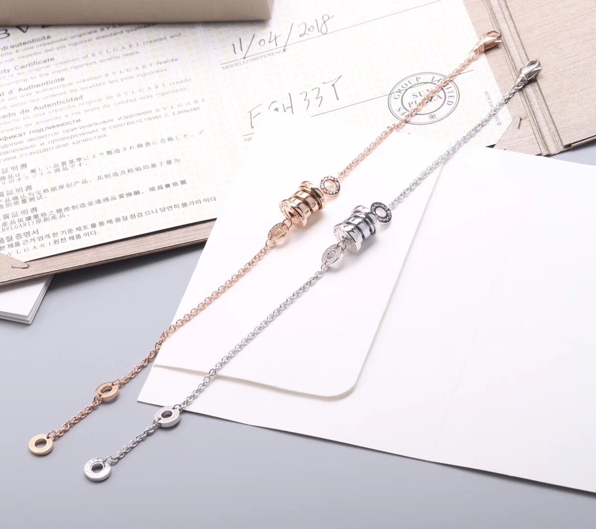 Bvlgari 纯银925#宝格丽# 手链、宝格丽Diva弹簧、按照18k真金 完美克制出来的