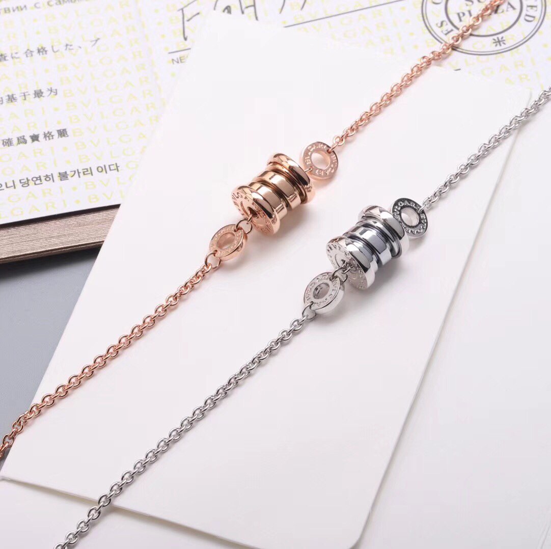 Bvlgari 纯银925#宝格丽# 手链、宝格丽Diva弹簧、按照18k真金 完美克制出来的