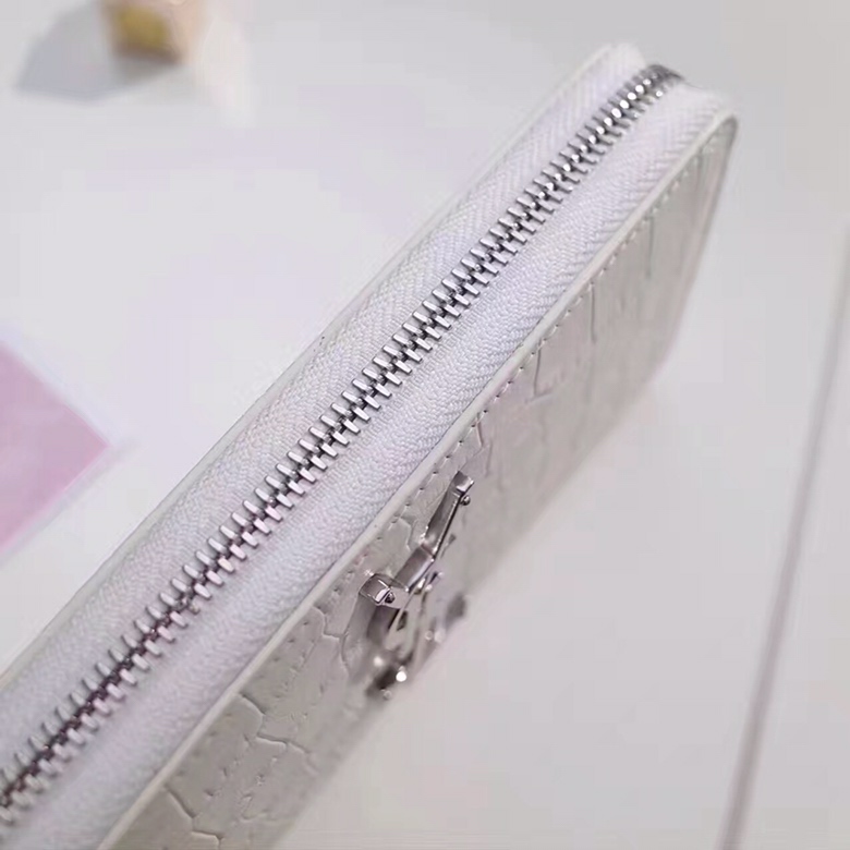 생로랑 지갑 상세 이미지 4