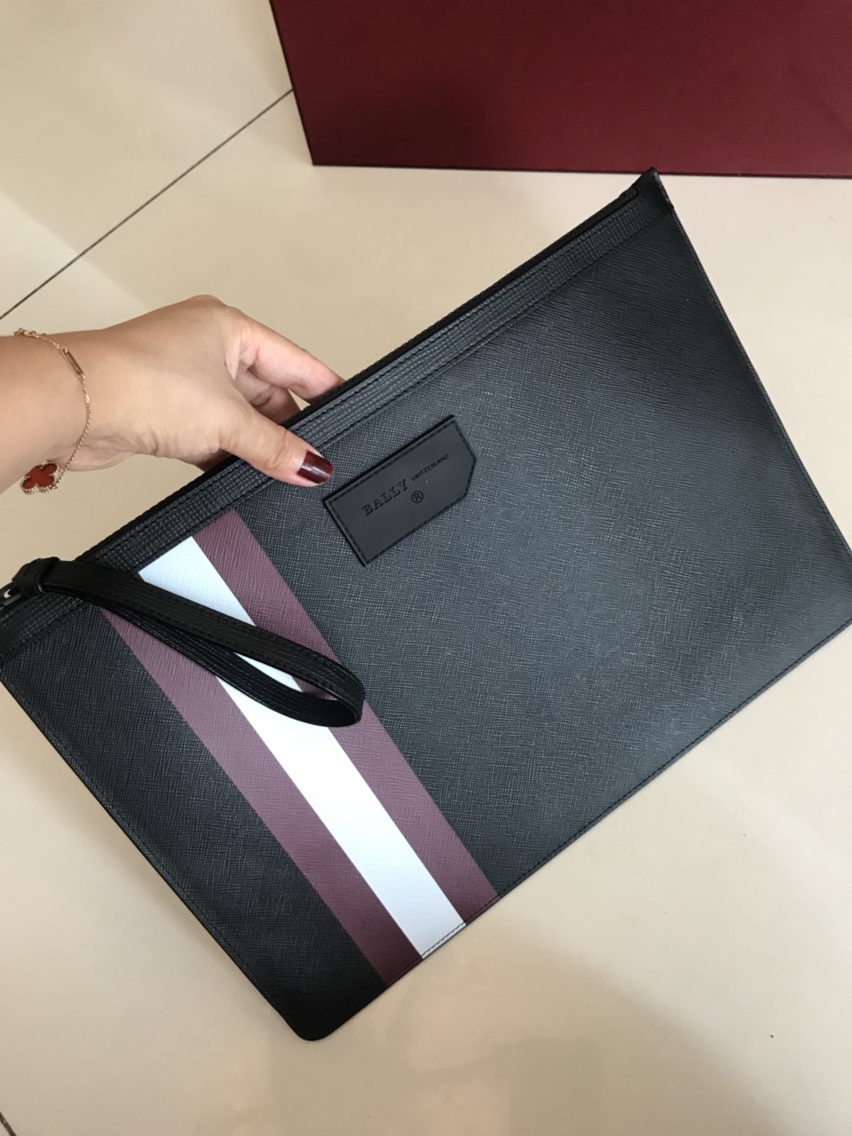[Bally Wallets]Size 35 24cm, super flat handbag