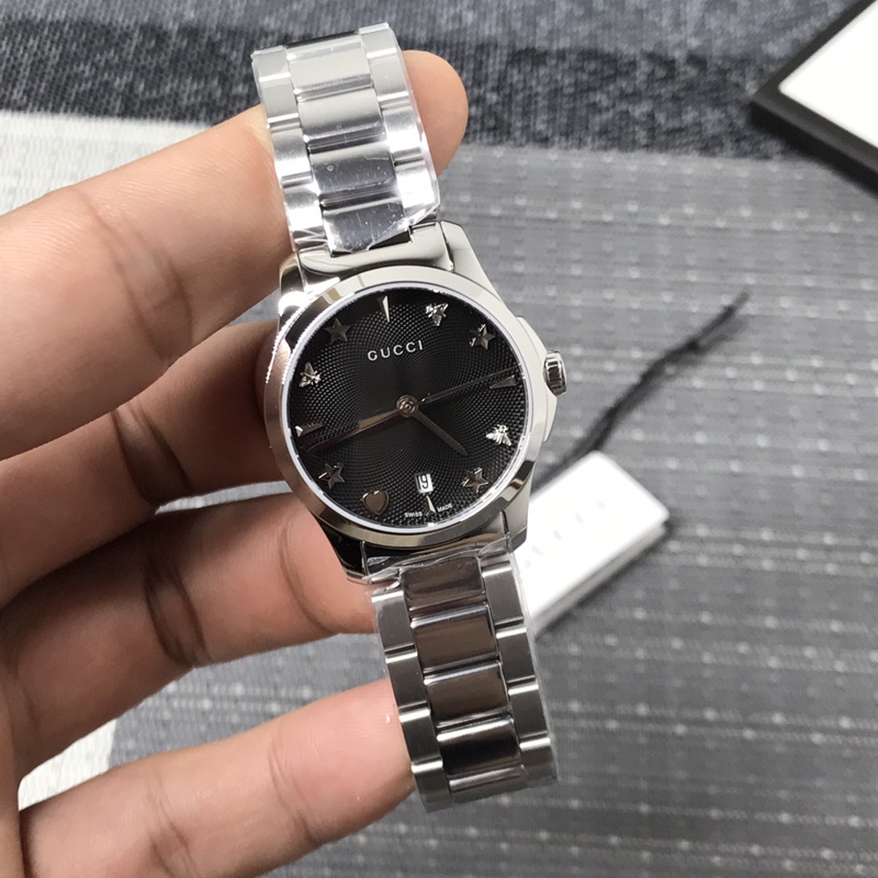 NO:388985,Purchase: Original box: 30 Gucci GUCCI, the latest counter is launched simultaneously, diameter: 27mm original Swiss quartz movement, sapphire glass, perfect quality, counter supply, spot real shot, exclusive first release!  ,gucci,gucci19860909批: 原盒:30 古驰 GUCCI,最新专柜同步上新,直径:27mm 原装瑞士石英机芯,蓝宝石玻璃,完美品质,专柜货源,现货实拍、独家首发！,,gucci,gucci,Watch