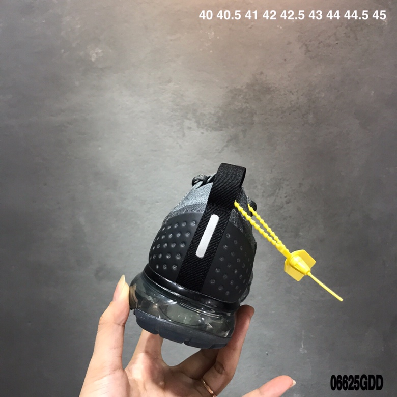 150 【渠道货源 】 公司级特价  NIKE AIR VAPORMAX  FLYKNIT二代 原单原装Vapor  气垫跑鞋   进口针织飞线网面 小潘1:1气垫大底 独立大底模具 拒绝公底通货原装气垫加持 真正大气压强注入，前后掌注胶眼见为实，超强缓震 原版同步完美脚感  足以秒杀市面所有版本 支持验货！942842-002