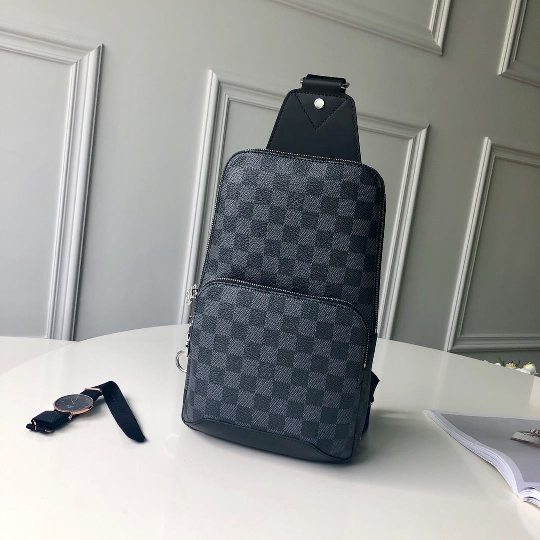 Louis Vuitton LV Avenue单肩包 N41719