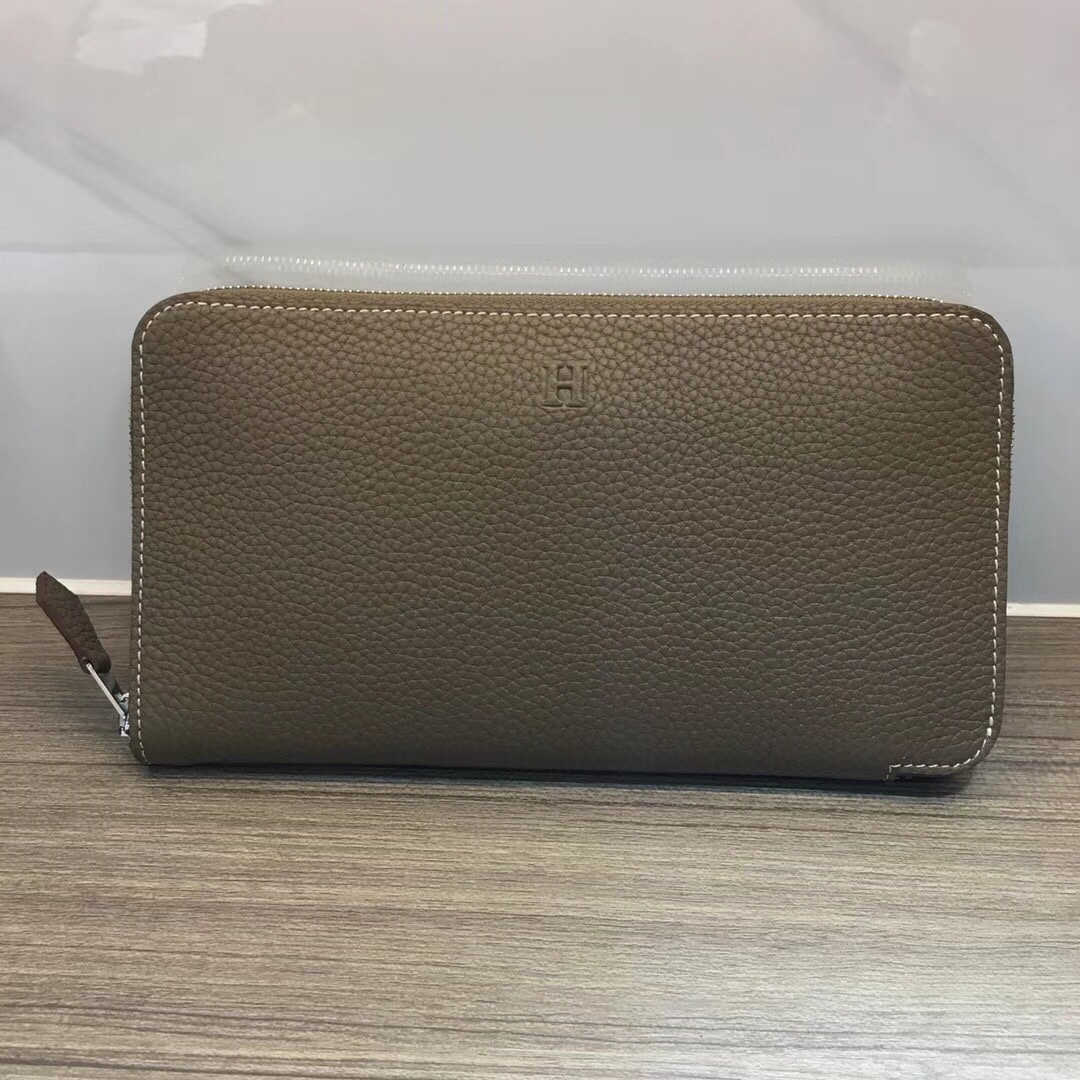 NO:894904,hermes zipper wallet original togo spot elephant gray size20/11, H wallet, hermes, wallets19860909hermes 拉链钱包 原版togo 现货 大象灰 size20/11,H 钱包,hermes,wallets,欧美剧