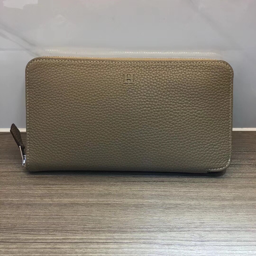 NO:894917,hermes zipper wallet original togo spot turtledove gray size20/11, H wallet, hermes, wallets19860909hermes 拉链钱包 原版togo 现货 斑鸠灰 size20/11,H 钱包,hermes,wallets,欧美剧