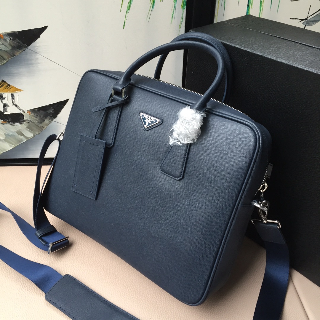 PRADA普拉达进口十字纹牛皮公文包0891