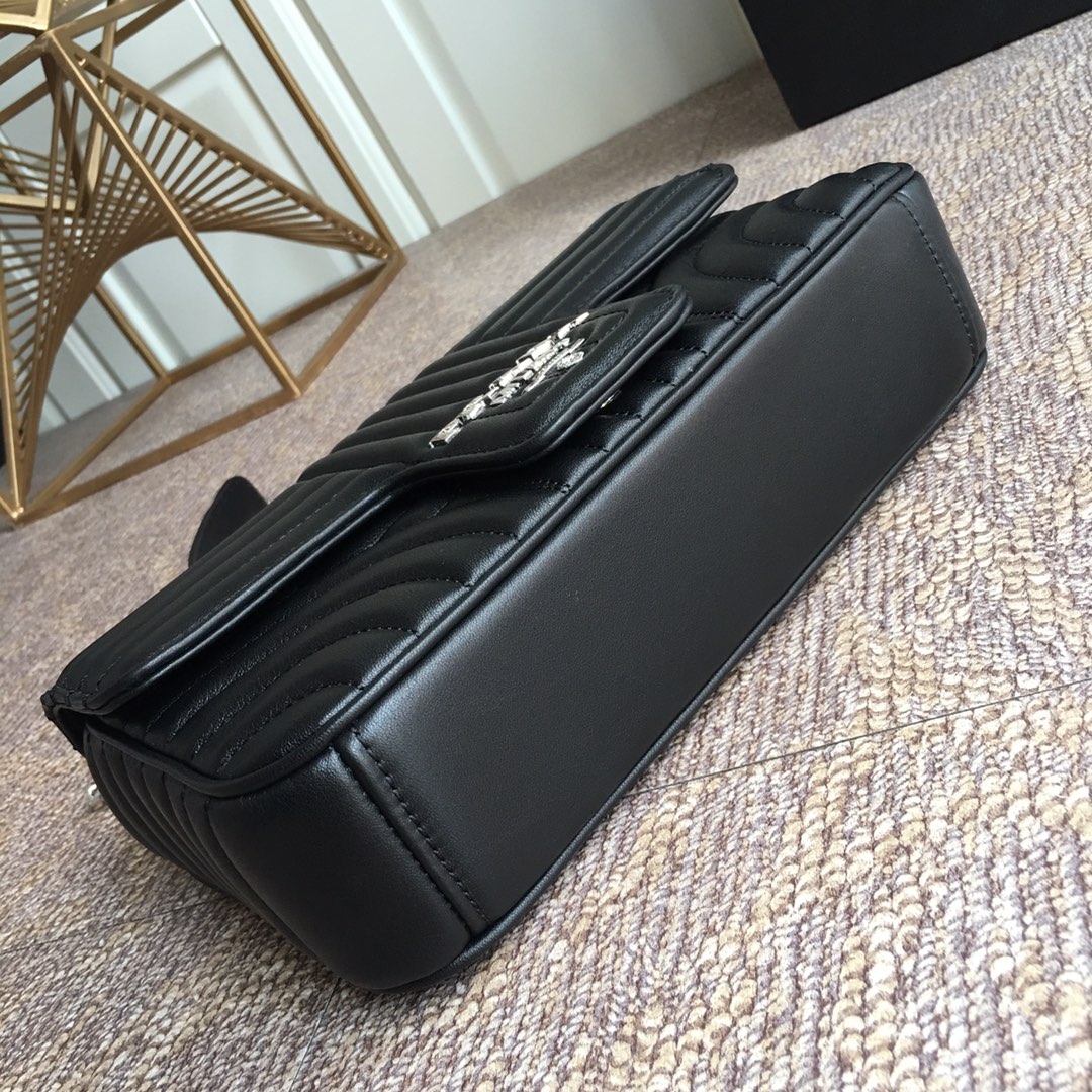 PRADA普拉达进口小牛皮链条包1BD108