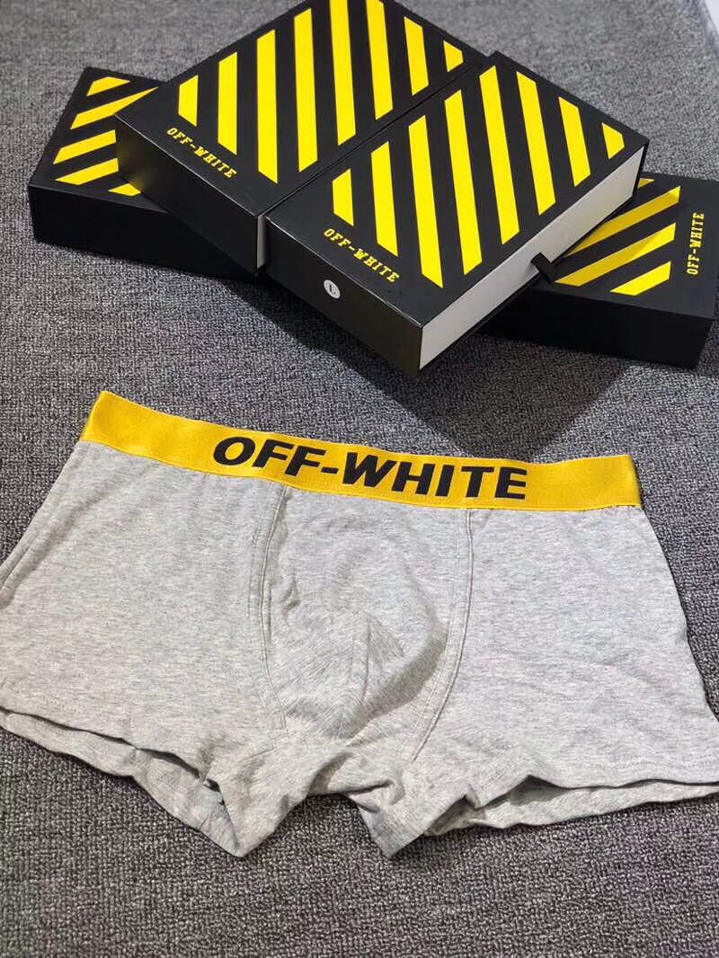  一盒！三条装！颜色黑一白一灰一‼️Off-White作为时尚界的高端奢侈品牌，所设计出来的东西总是让人