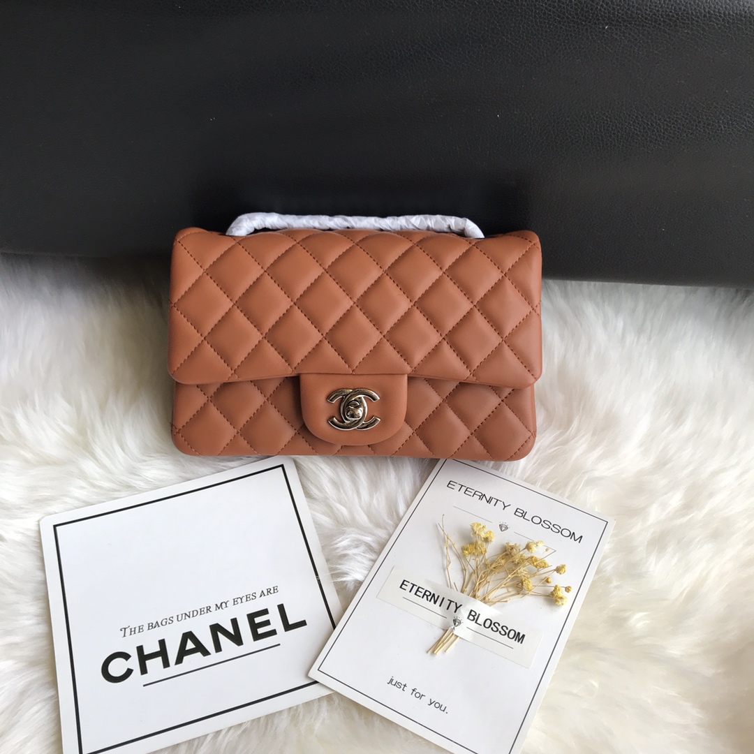 Chanel CF Mini 1116 Quilted Leather Bag, 20cm - Stylish Summer Essential