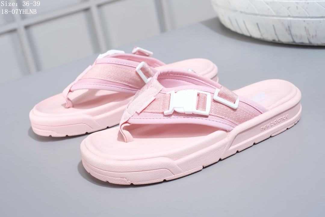 65  新百伦 NEW BALANCE  沙滩休闲耐磨人字拖 大底采用EVA 轻便舒适！