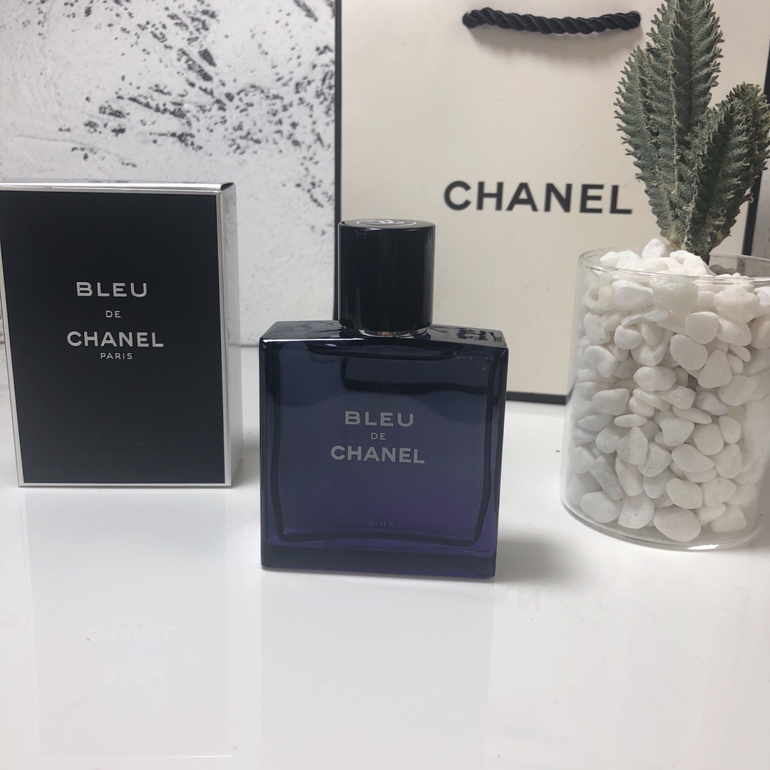 45. Chanel Bleu Eau de Toilette 50ml 🔜 Calidad 1:1❗Chanel Bleu EDT Hombre, 50ml tubo invisible, tapa magnética de reto…