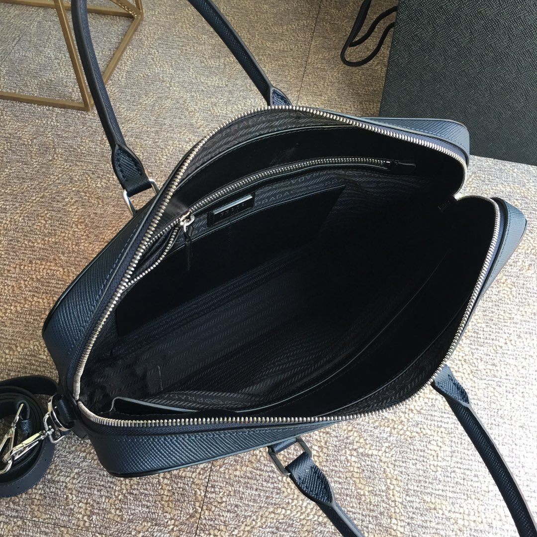 PRADA普拉达进口原厂粗十字纹男士公文包2VE363B