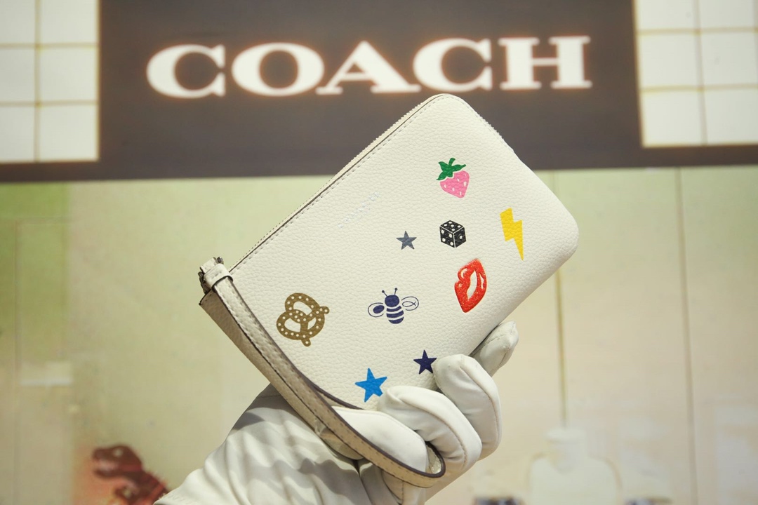 Prices for Coach Rose Bag and Cherry Summer Chick Wallet, Cow Skin Inspection, Apple Packaging Size 15*10,7.