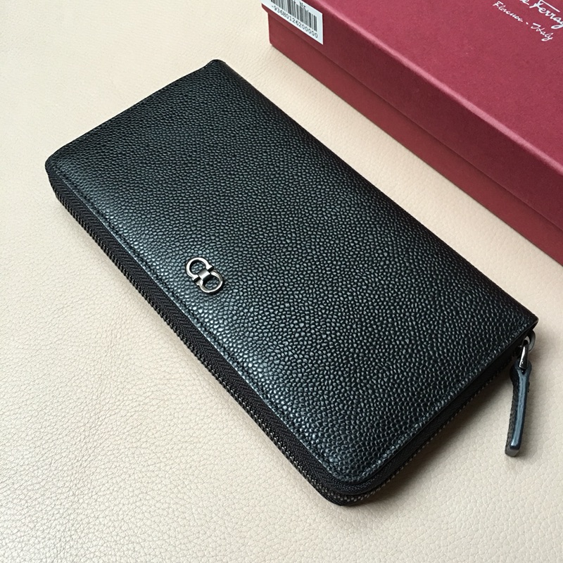 Rare duplicate item [SF] Ferragamo counter synchronizes the latest fashion U-shaped zipper clutch AK-669785 imported pearl fish pattern