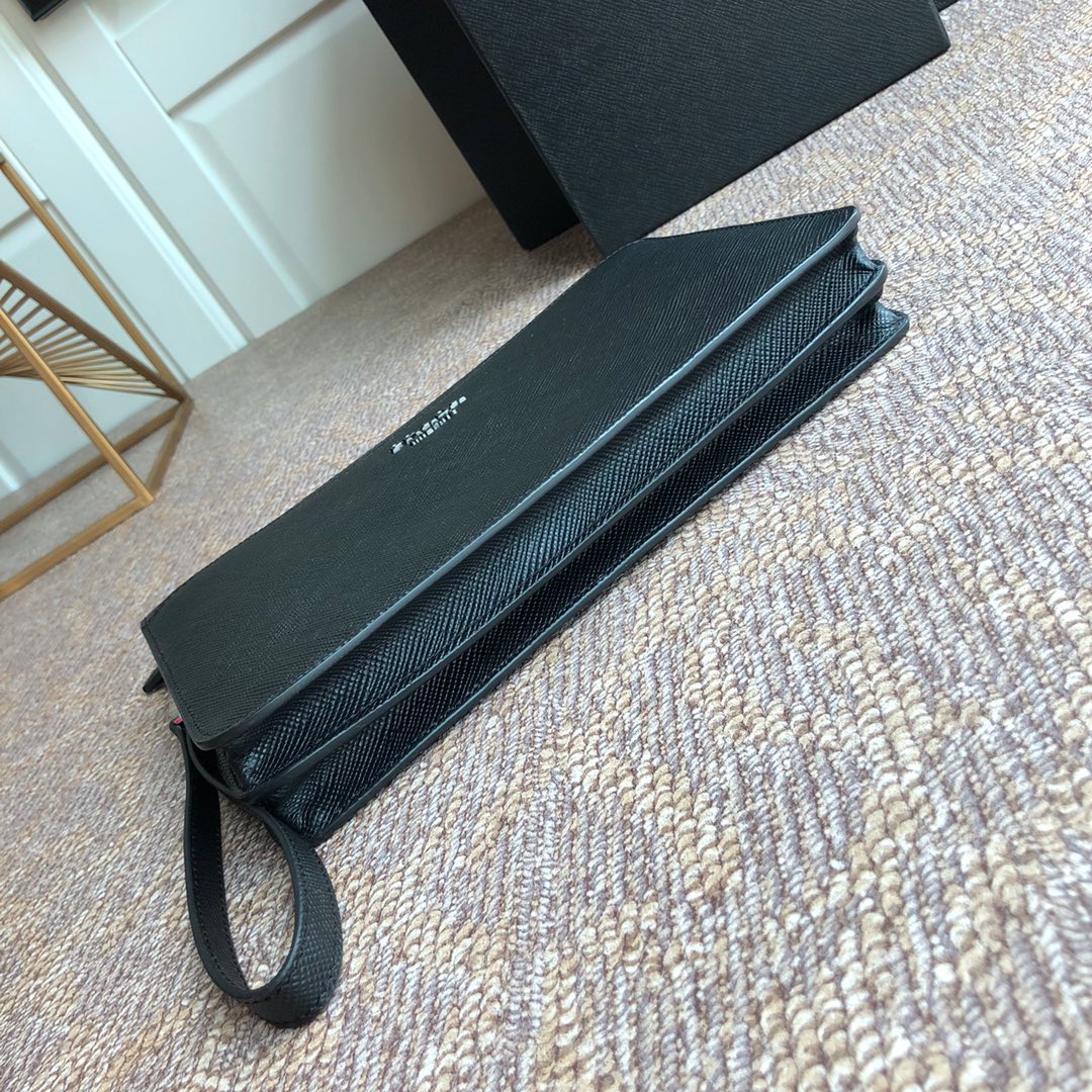 PRADA普拉达Saffiano皮革男士新款手拿包2VF019