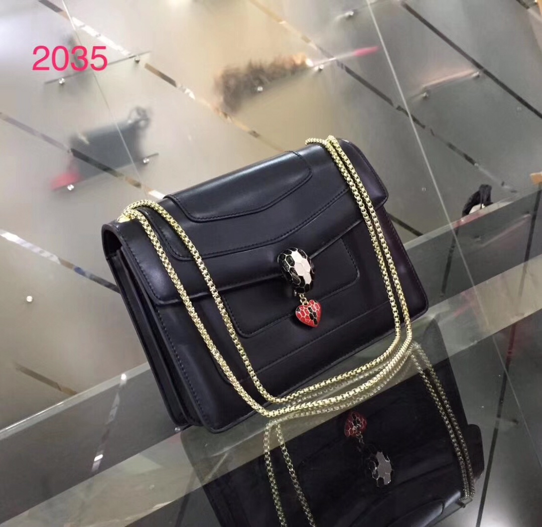Bvlgari Double-Layered Snakehead Handbag: Elegant, Inspired by Woman’s Touch and Fashion