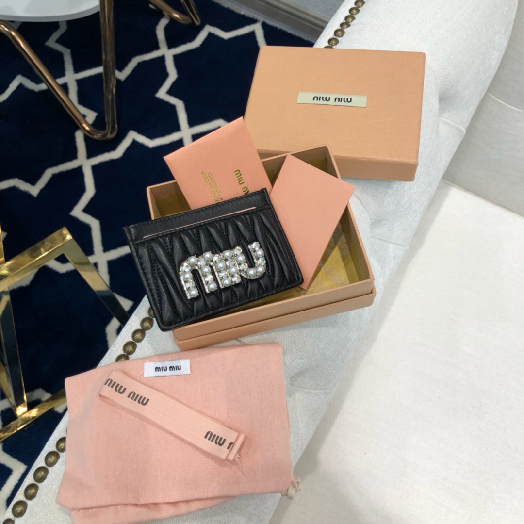 [Miu Miu Wallets]