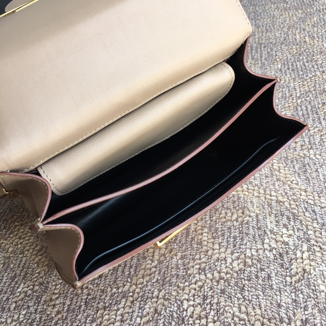 PRADA普拉达进口小牛皮女士肩背包1BD045