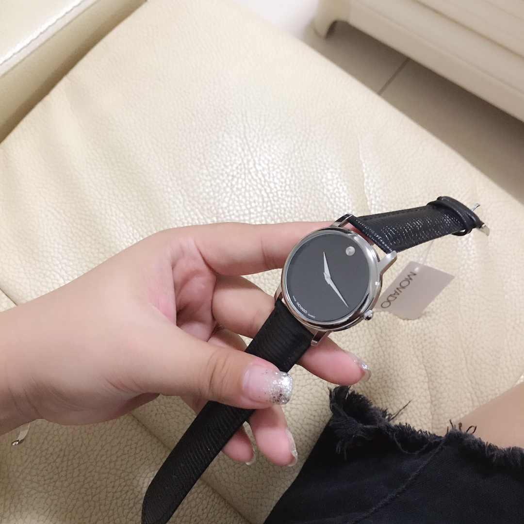 Movado Museum Series: Elegant Couple Matching Watches with Swiss Movement and Stainless Steel - 图片 3