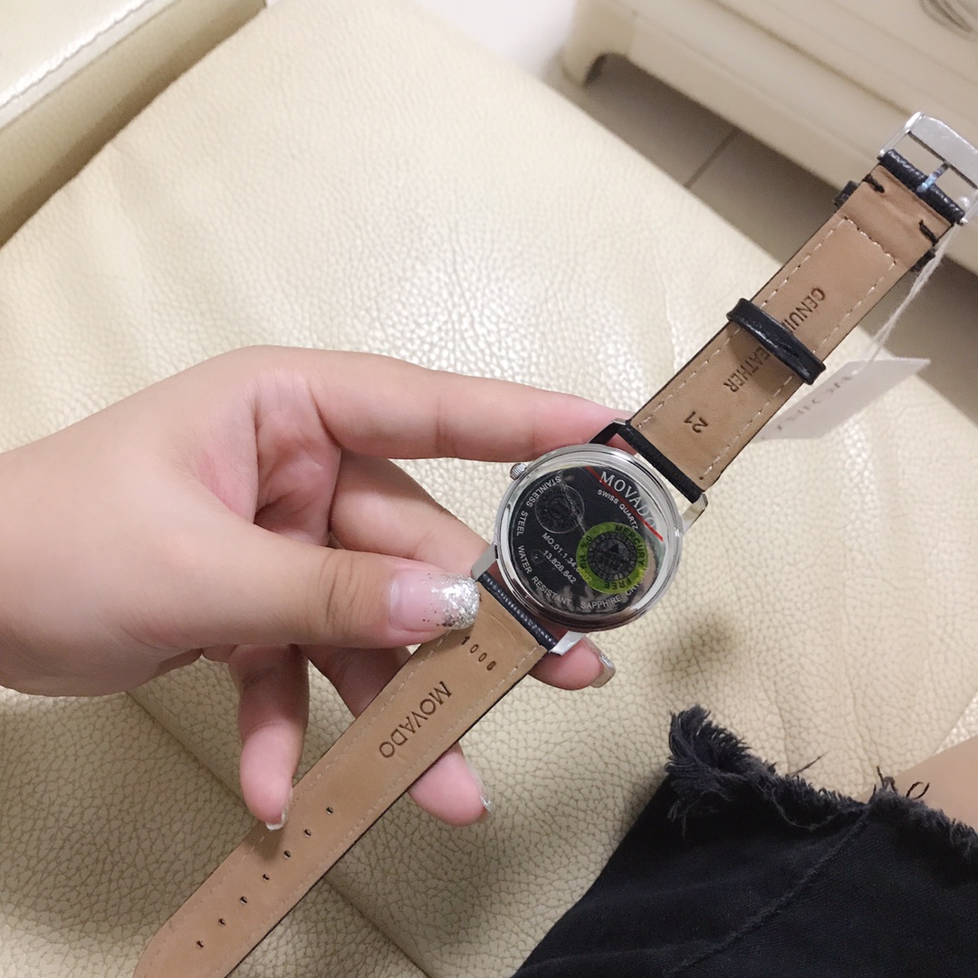 Movado Museum Series: Elegant Couple Matching Watches with Swiss Movement and Stainless Steel - 图片 7