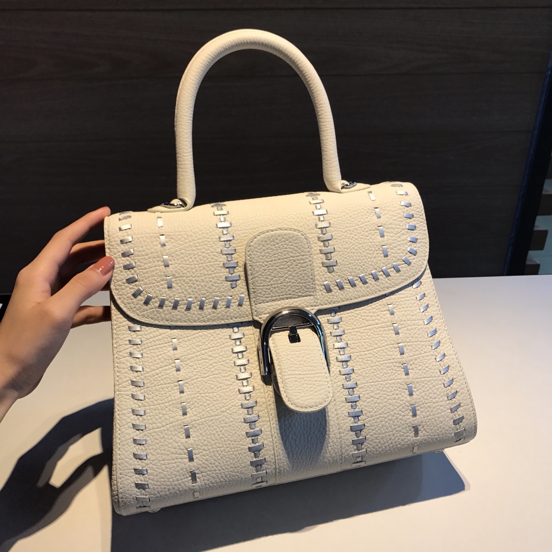 델보 천연 가죽 꼬임 디자인 28 cm 가방 상세 이미지 2
