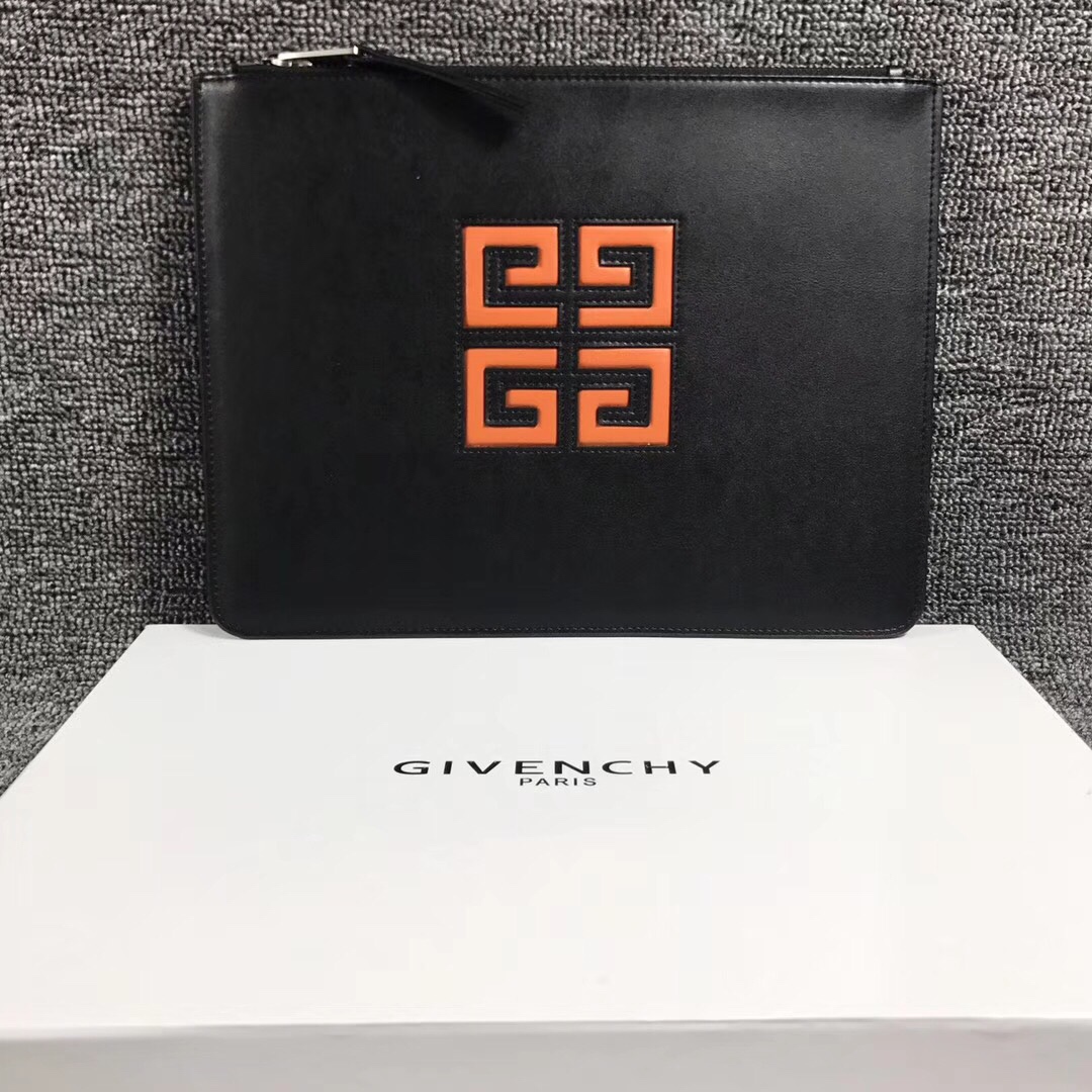 [Givenchy Wallets]antigona envelope clutch The most fashionable clutch bag tha