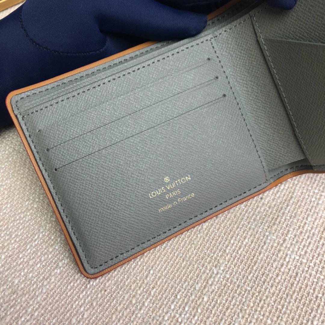Louis Vuitton M63297 Monogram Titanium 11.5x9x1.5cm everyday