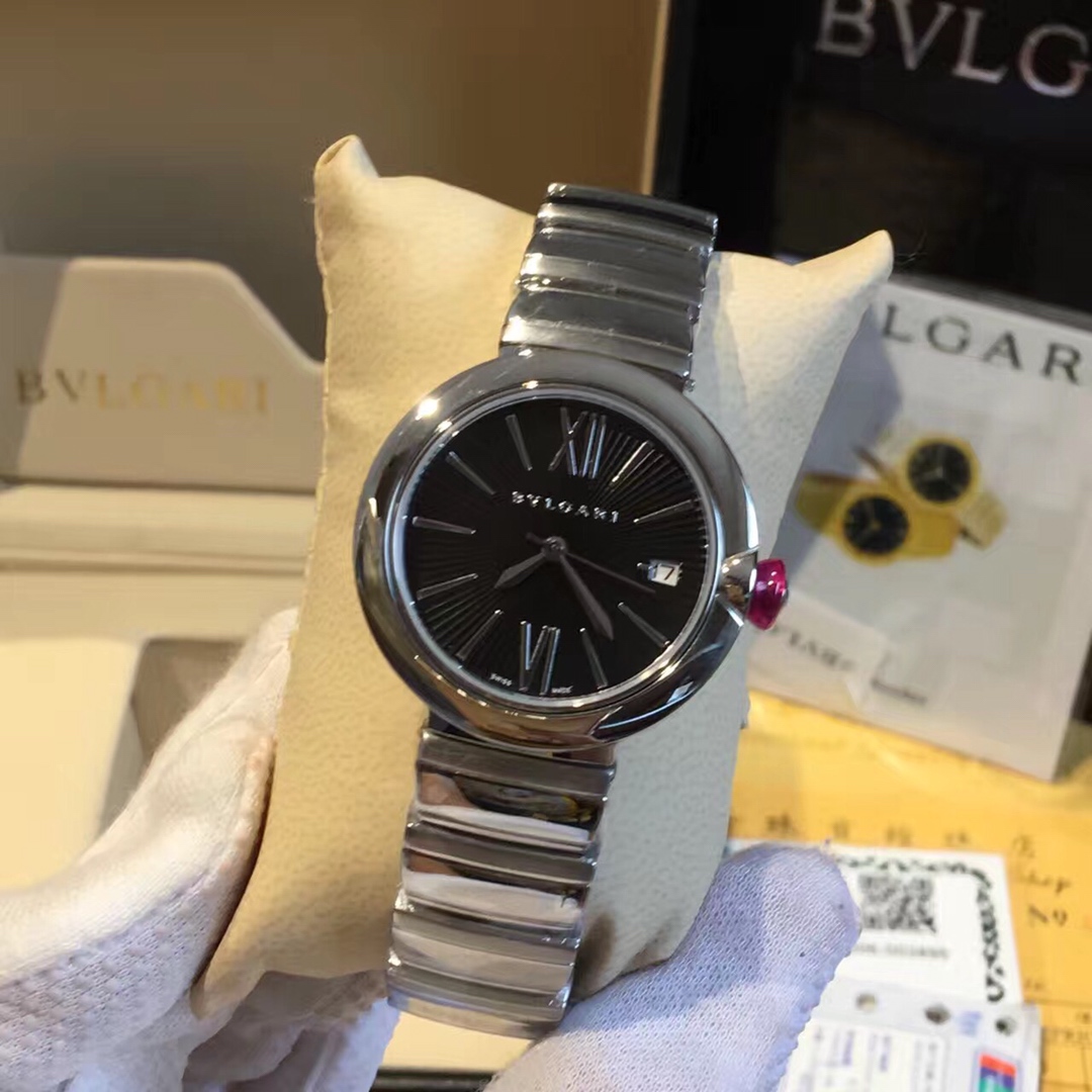 Bvlgari Lvcea Silver case, bezel, white dial, silver bracelet 33mm Women's Automatic