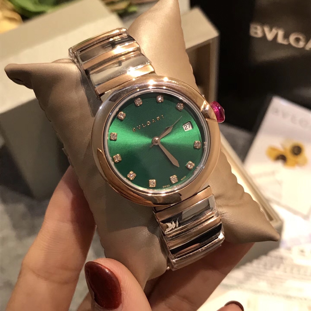 Bvlgari Lvcea Rose gold-tone case, diamond-set bezel, burgundy dial, silver-tone bracelet 33mm Women's Quartz
