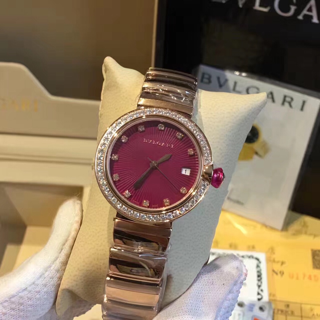 Bvlgari Lvcea rose gold tone case and bracelet, diamond bezel, white dial 33mm Women's Automatic