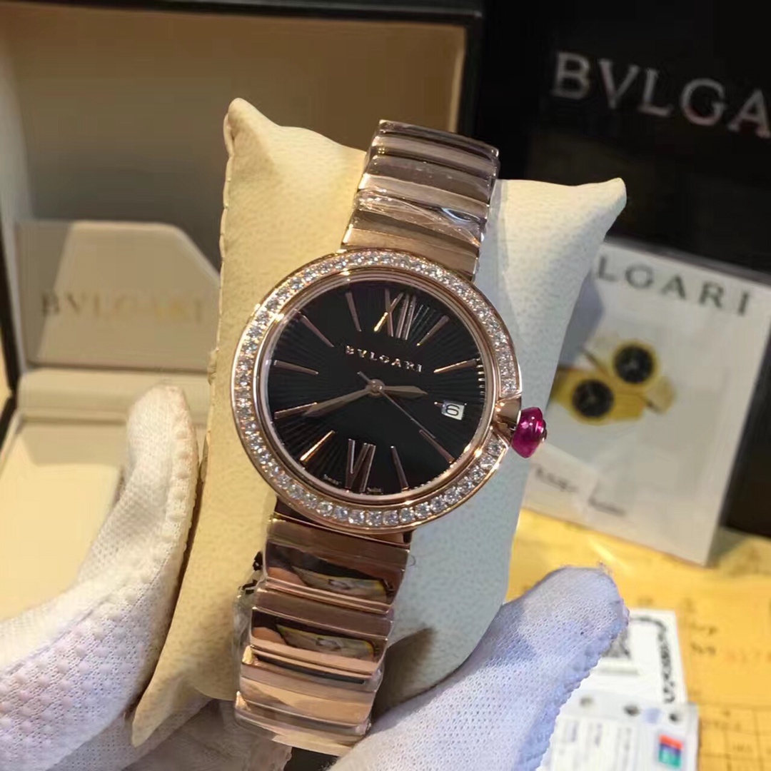 Bvlgari Lvcea rose gold tone case and bracelet, diamond bezel, white dial 33mm Women's Automatic