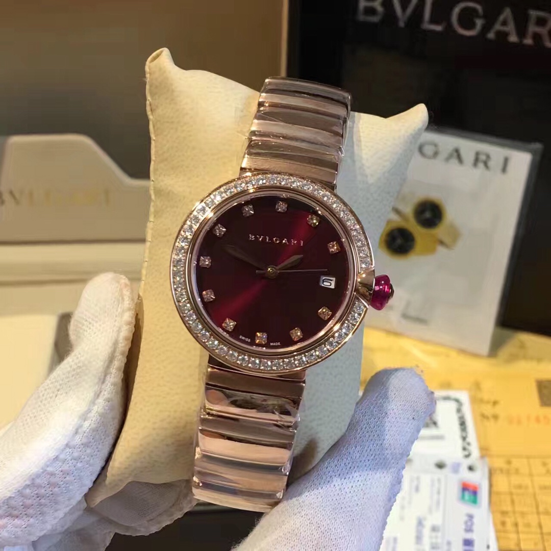Bvlgari Lvcea rose gold case and bracelet, diamond bezel, white mother-of-pearl dial 33mm Women's Quartz