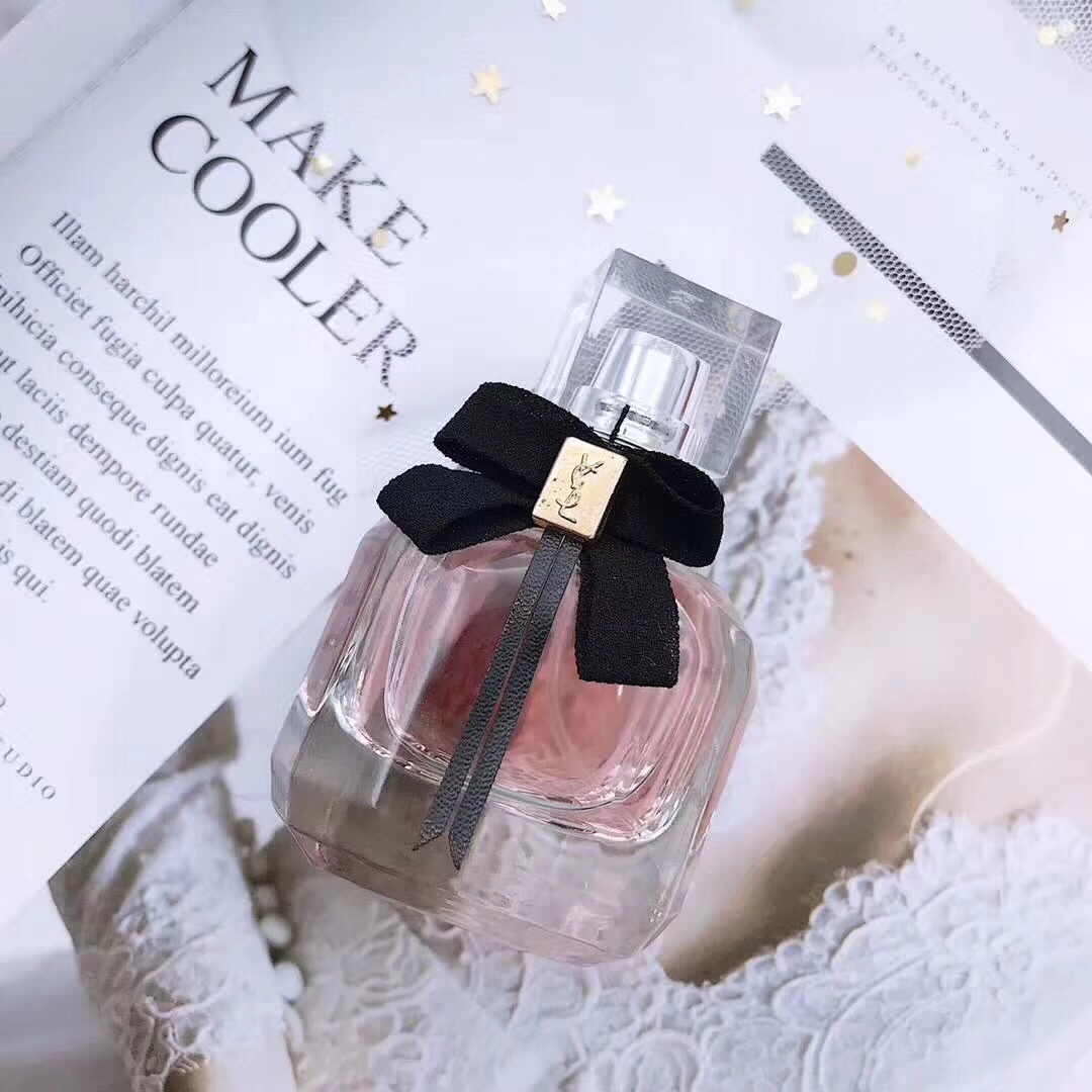 1535606582 3720899761 6