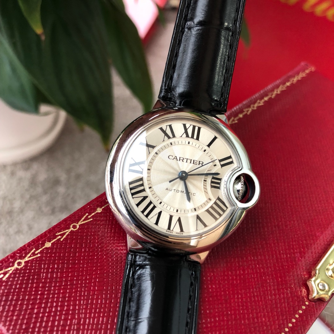 Lacoste 美洲鳄鱼皮款卡家蓝气球系列 女款36mm、33mm机械到货 配送钢带 机械表相比石英表虽然高端