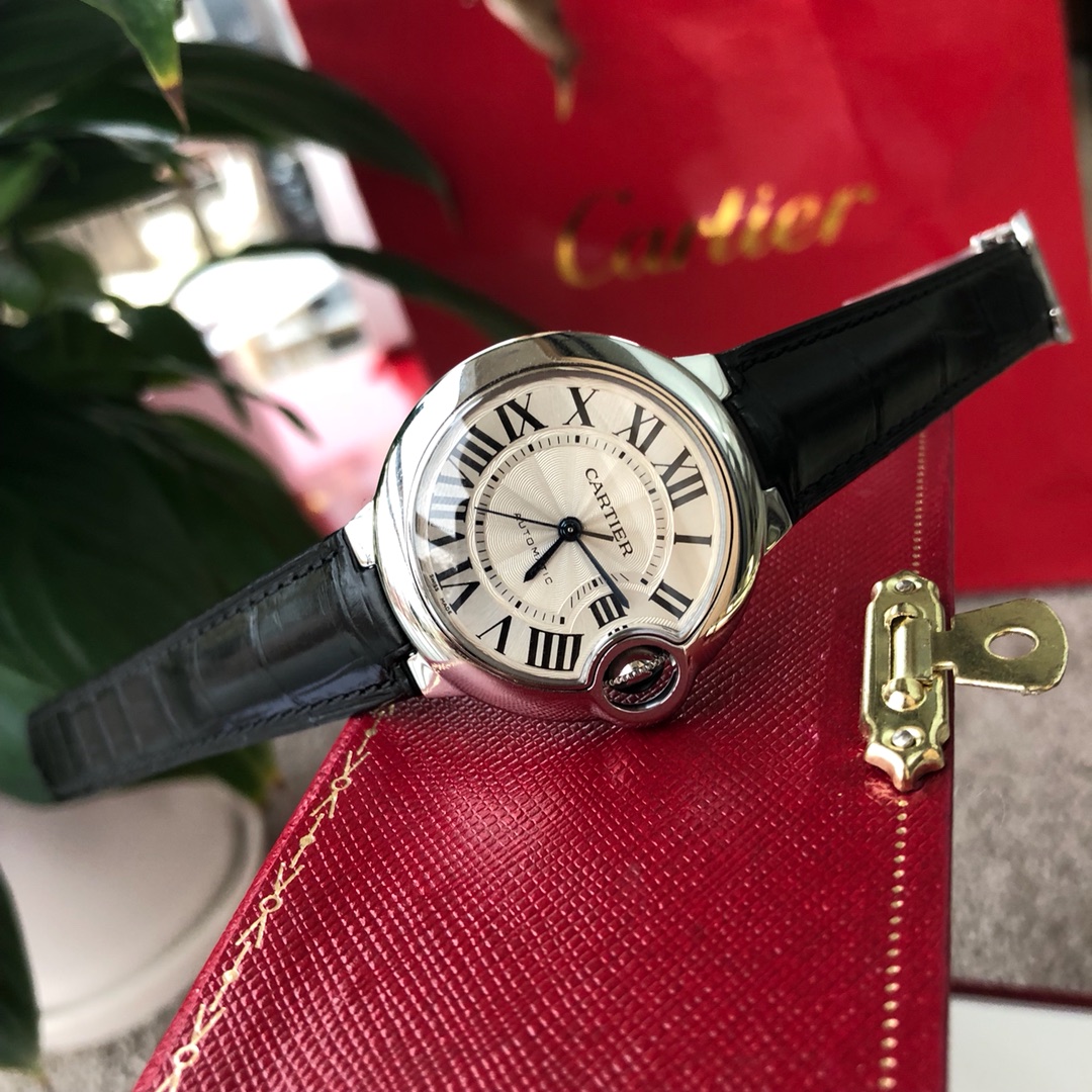 Lacoste 美洲鳄鱼皮款卡家蓝气球系列 女款36mm、33mm机械到货 配送钢带 机械表相比石英表虽然高端
