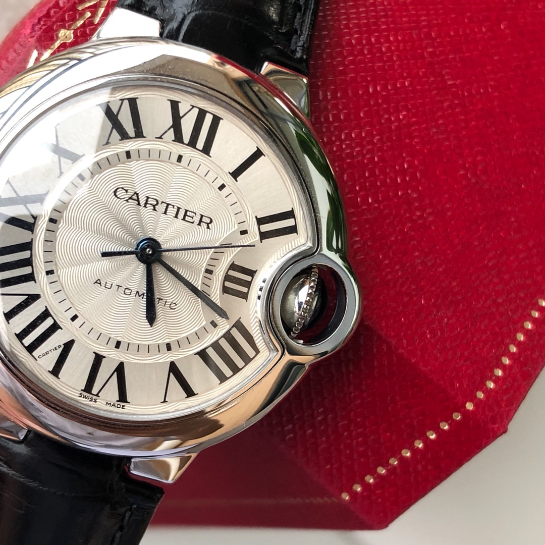 Lacoste 美洲鳄鱼皮款卡家蓝气球系列 女款36mm、33mm机械到货 配送钢带 机械表相比石英表虽然高端