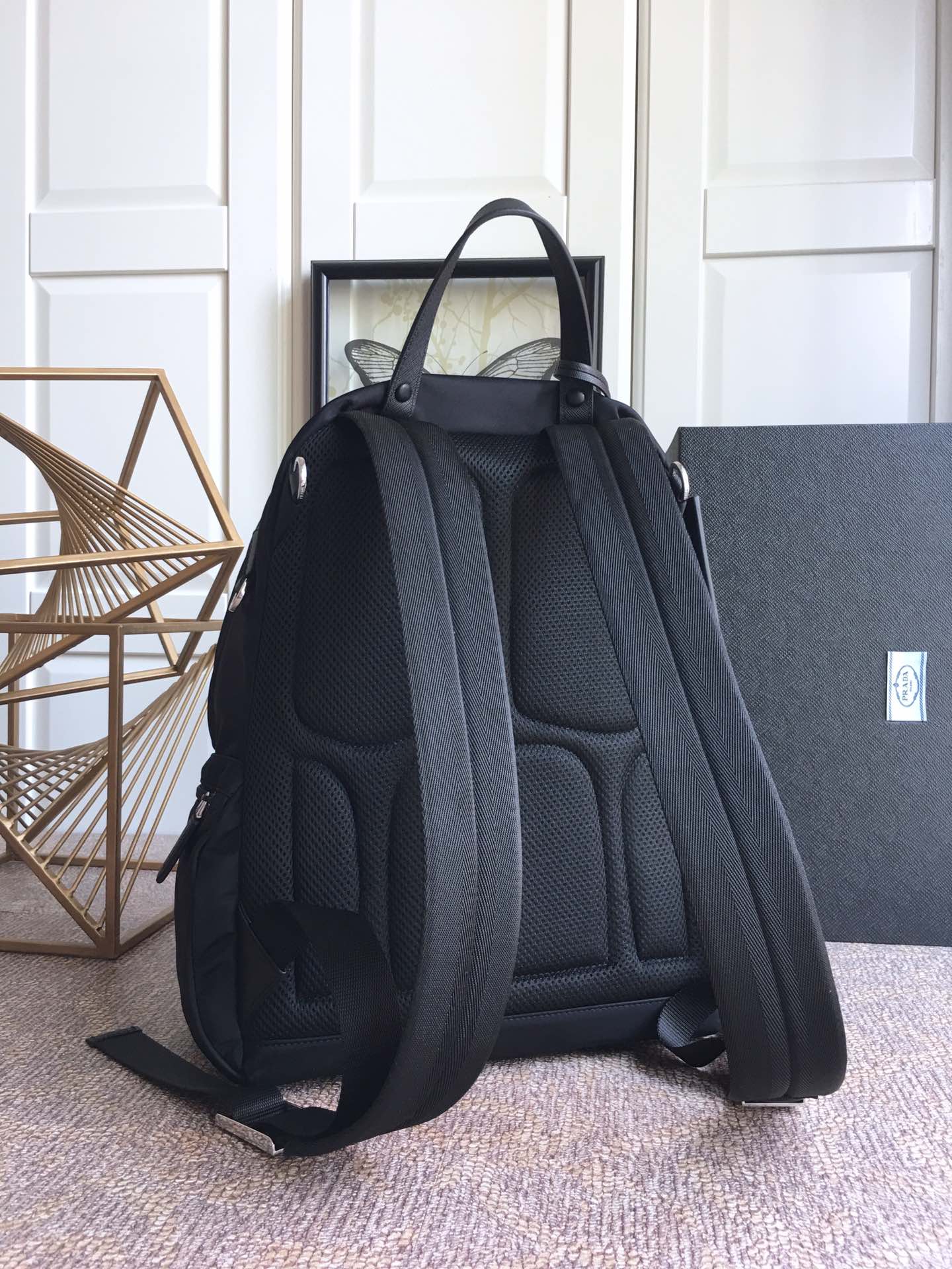 PRADA普拉达尼龙材质双肩背包2VZ025