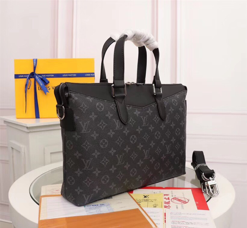Louis Vuitton Eclipse Monogram Black 33x30x10cm work everyday