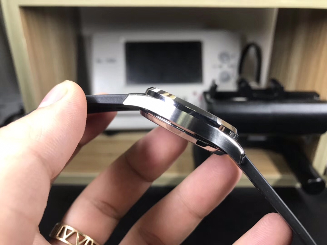 Patek Philippe Pp手雷女款 35.2mm自动机械