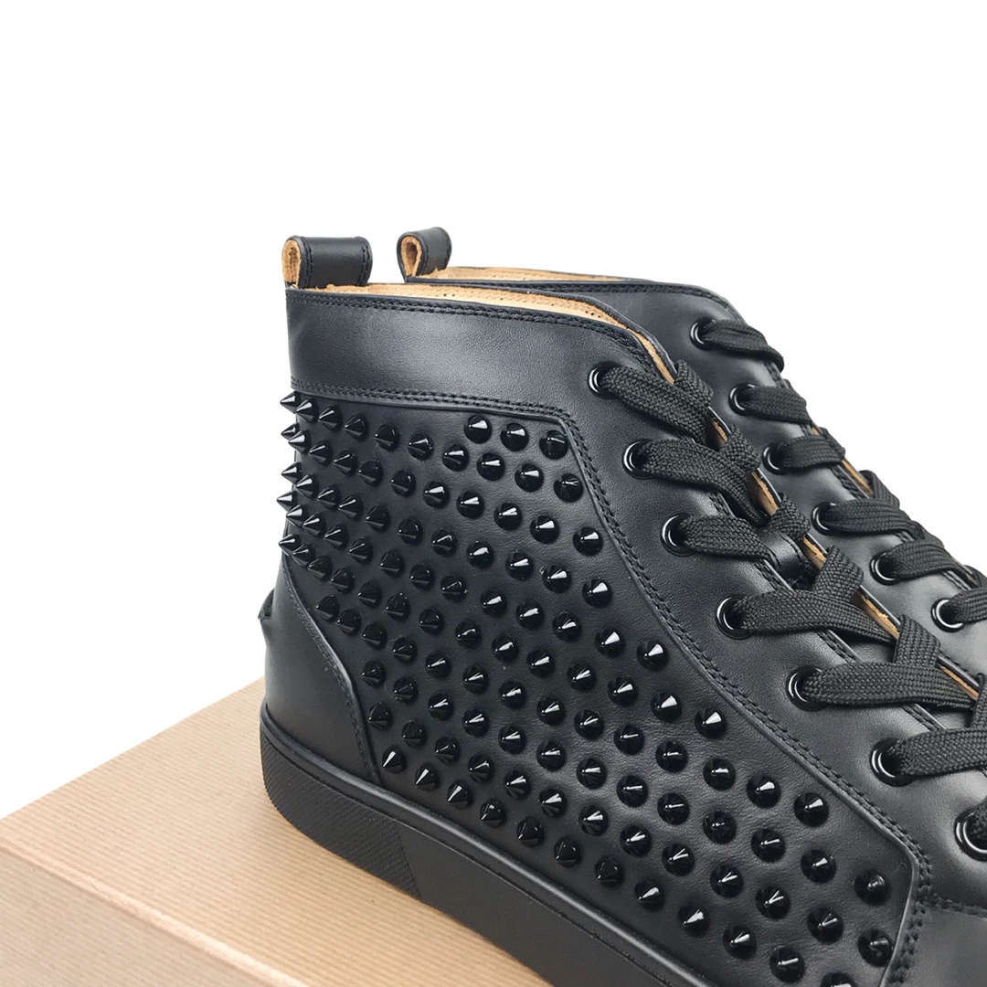 CL high-top de cuero negro clavo completo precio de fábrica.CL serie fondo rojo de la generación sup