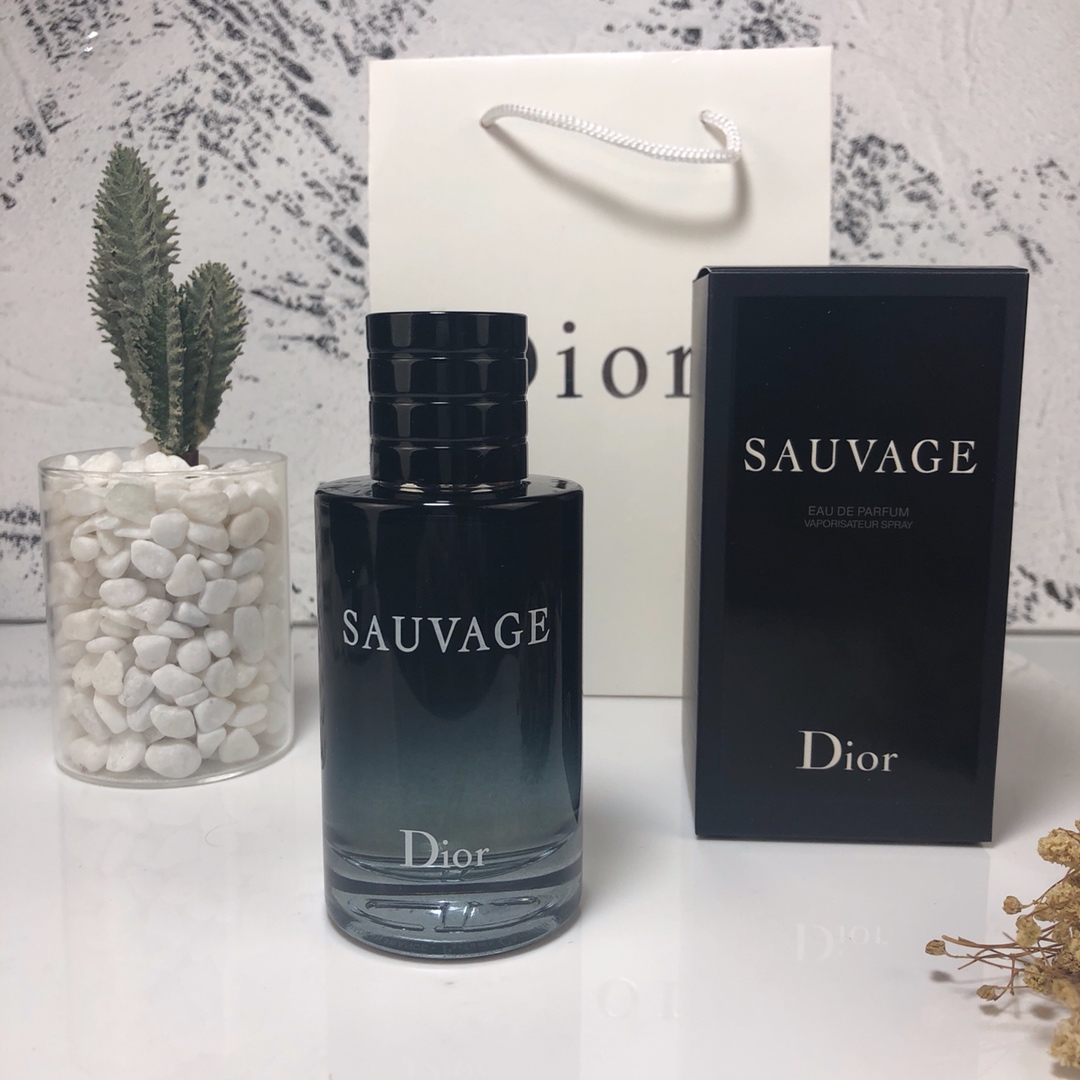 Dior Sauvage Eau de Parfum 100ml - Fresh and Long-Lasting Men's Fragrance