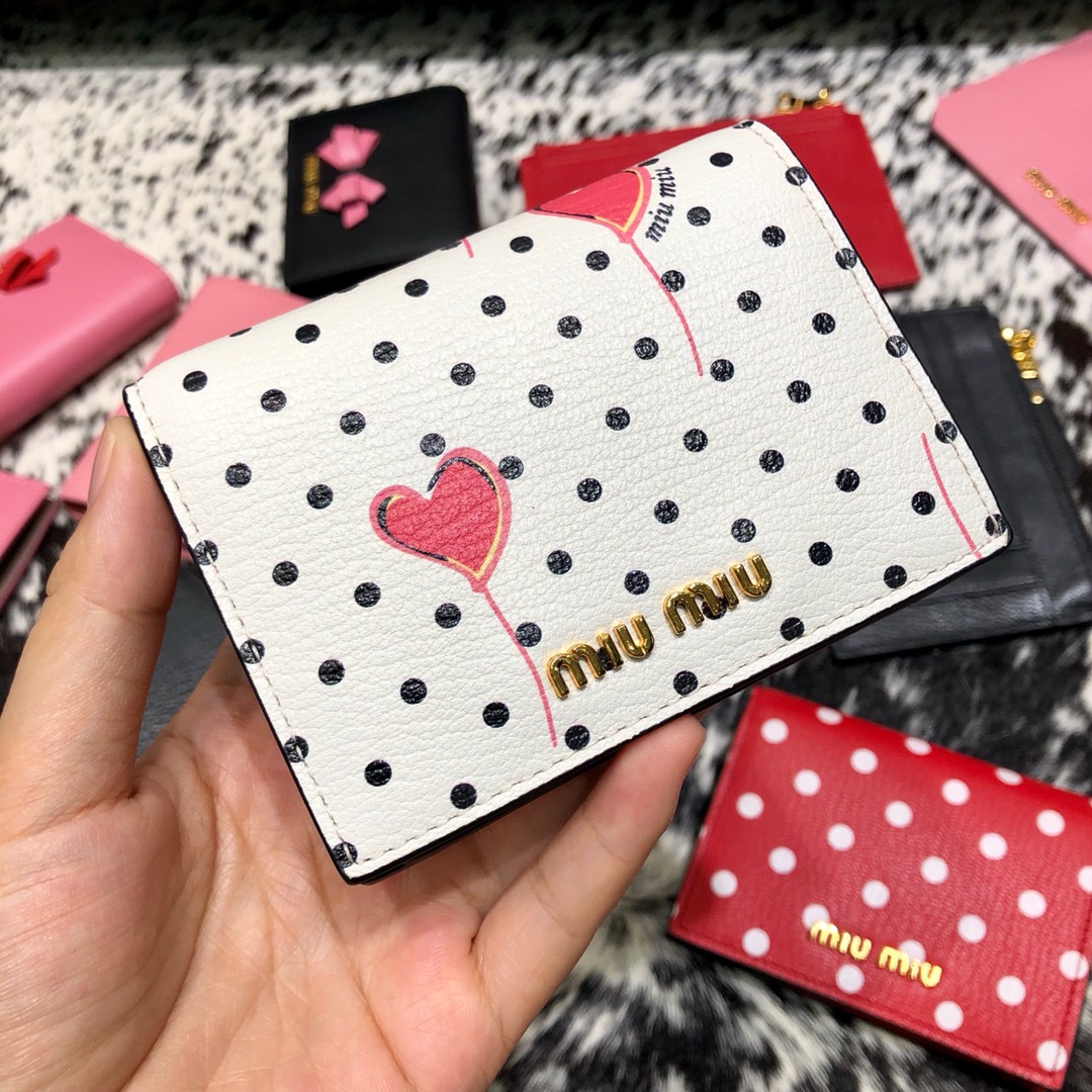 [Miu Miu Wallets]New goatskin wallet