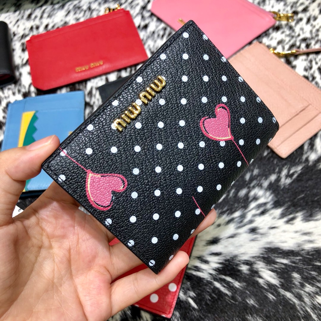 [Miu Miu Wallets]New goatskin wallet