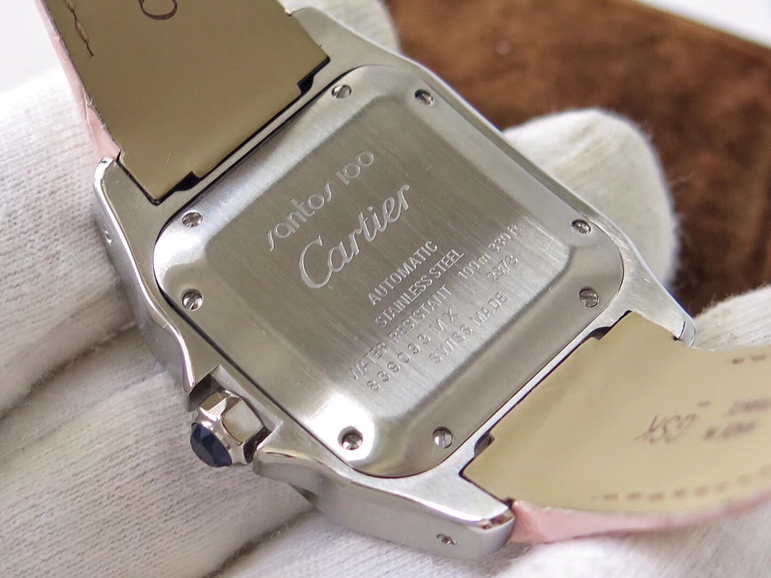 Cartier 女表推荐Santos 100女款 代用级盘面和指针 最佳异型表壳 抛光拉丝分割点和 完全吻合