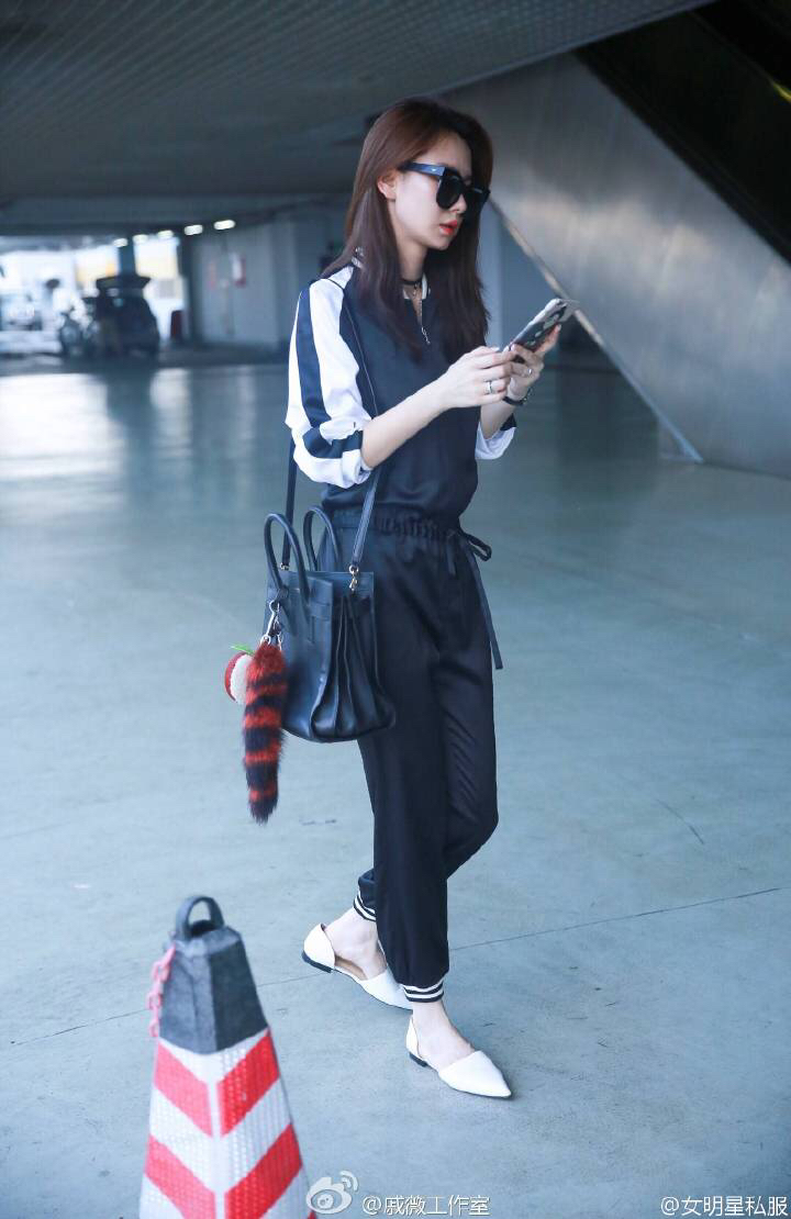 YSL sac de jour 32CM 平纹风琴包 324823黑色